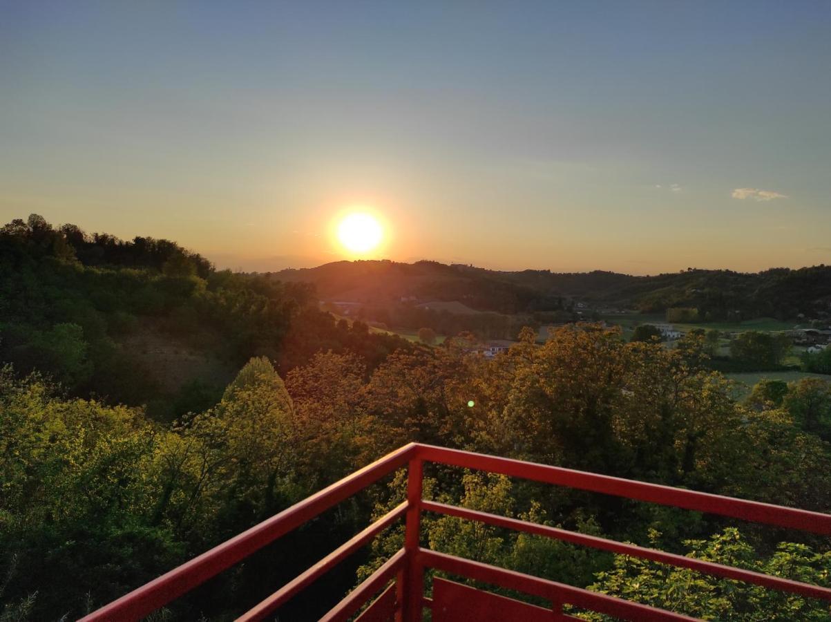 Oasi Del Monferrato - Appartamento Rosso Mombercelli Eksteriør bilde
